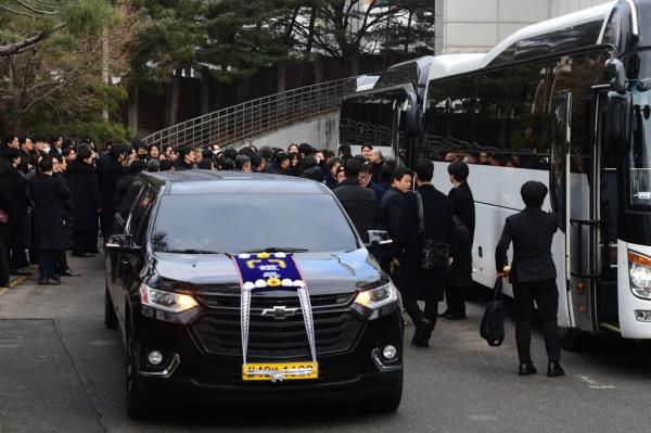 Lee Sun-kyun's funeral was held at Seoul Natio<em></em>nal University Hospital on December 29, 2023.